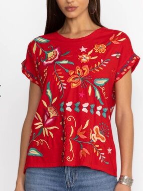 Johnny Was Averi Embroidered Floral Top Women’s Medium Red Boho Short Sleeve Tee
